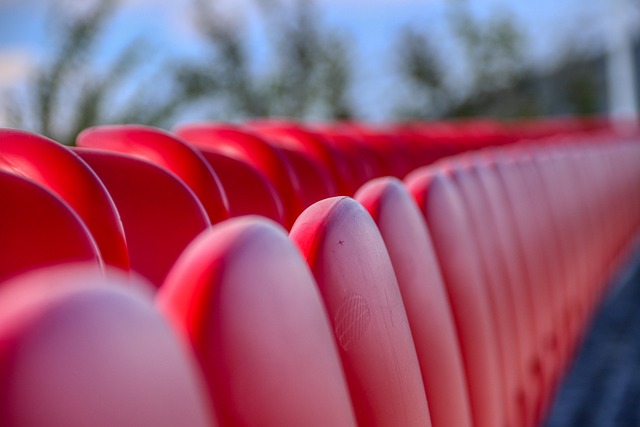 世体：贝蒂斯坚持要巴萨提供补偿，否则不会放罗克回巴西.