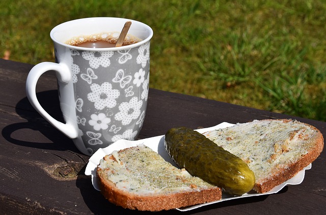 体操世界杯：张可欣高低杠夺冠 “丘妈”跳马摘铜.